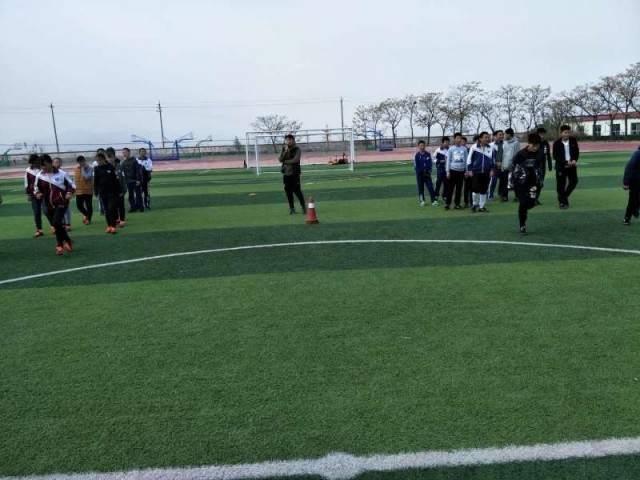 姜格庄街道初级中学：呼吁家长像重视文化课学习一样重视学生的体育锻炼