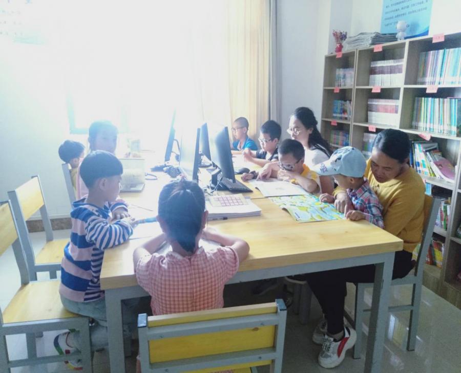 青年之家揭牌凝聚青春力量,凝聚青春力量服务乡村振兴