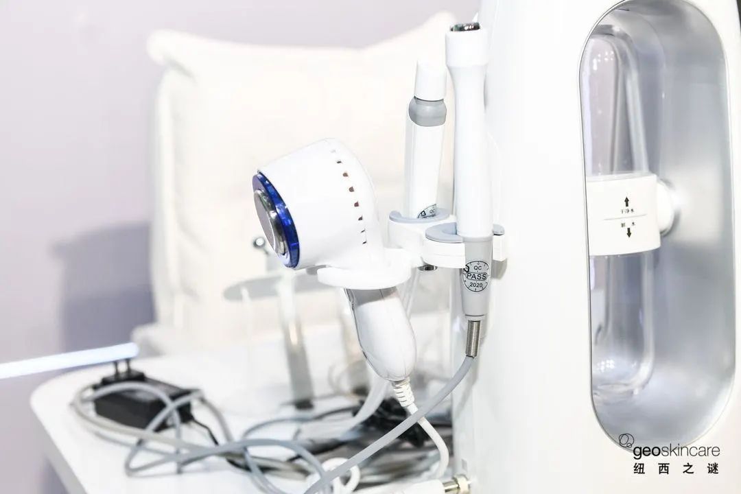 绾借タ涔嬭皽钀ラ攢杩囩▼,绾借タ涔嬭皽钀ラ攢