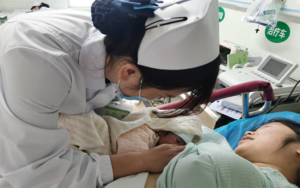 怀化市二医院（市肿瘤医院）·健康科普｜新手爸妈看过来，教您产后第一周如何护理