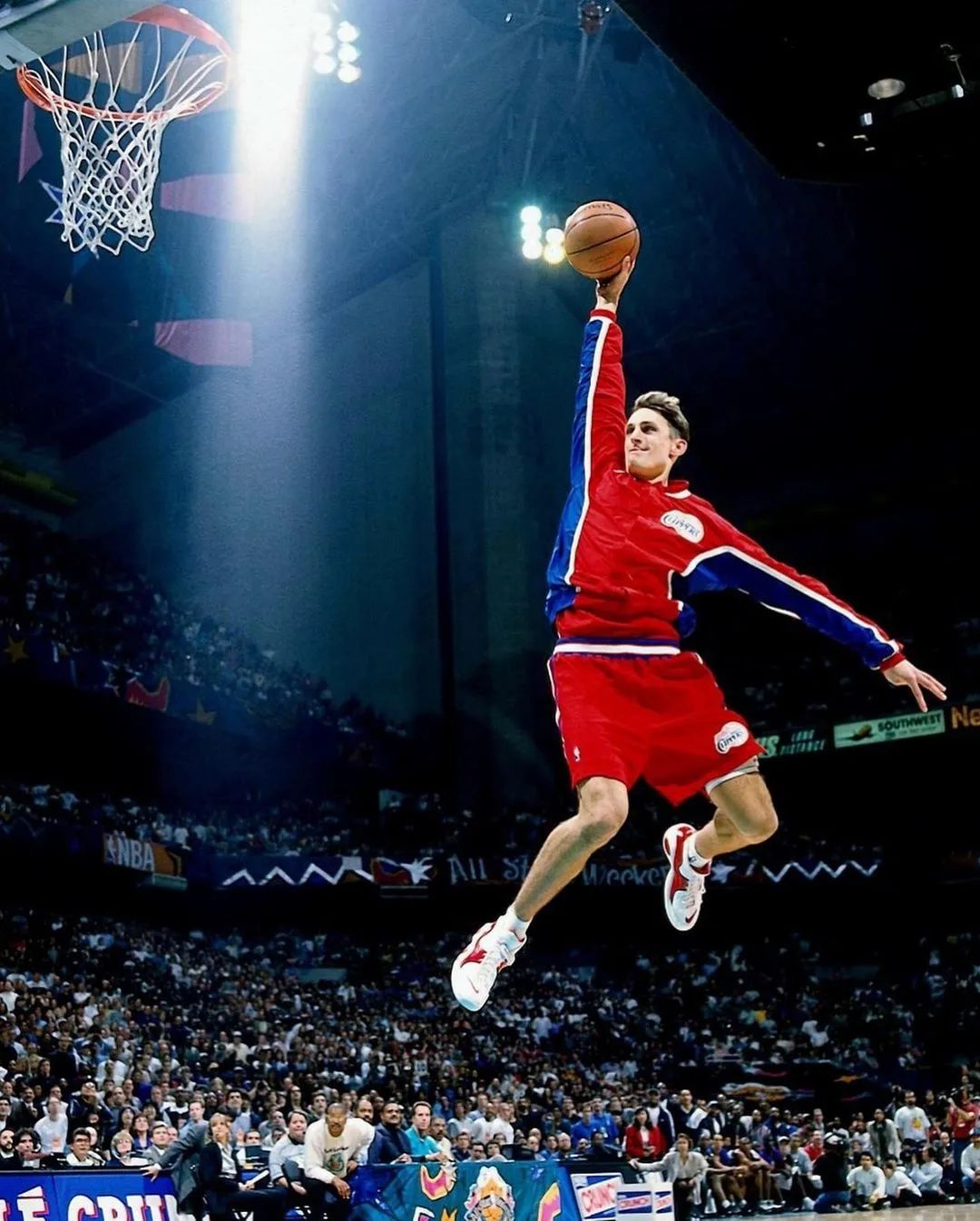 fognbanike联名,fogxnikenba三方联名值得入手吗