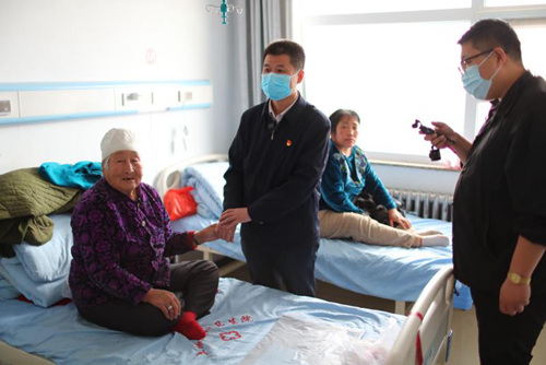 曾穷得留不住年轻人的“遗鸥之乡”，有个北京好“兄弟”