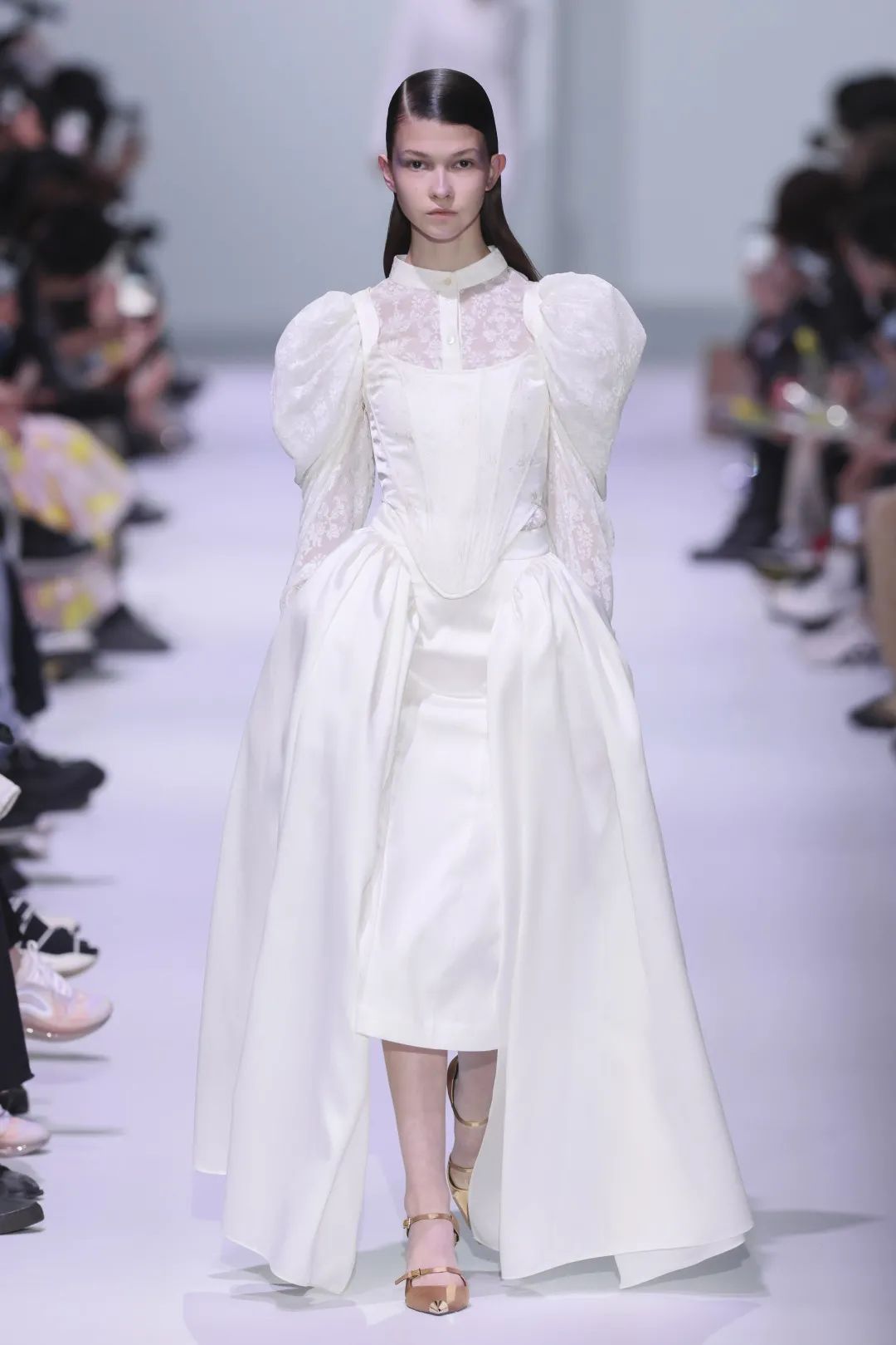 2024春夏时装周趋势,2021春夏中国国际时装周秀场精选