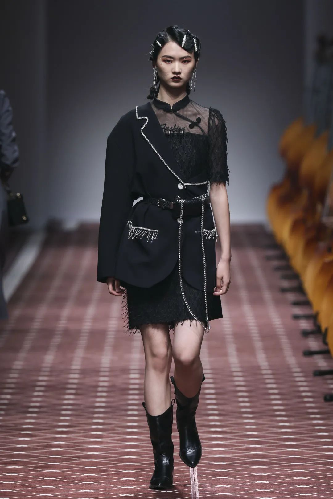 2024春夏时装周趋势,2021春夏中国国际时装周秀场精选