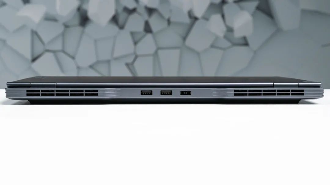 性价比高的二手游戏轻薄本,2024年最建议买的轻薄游戏本