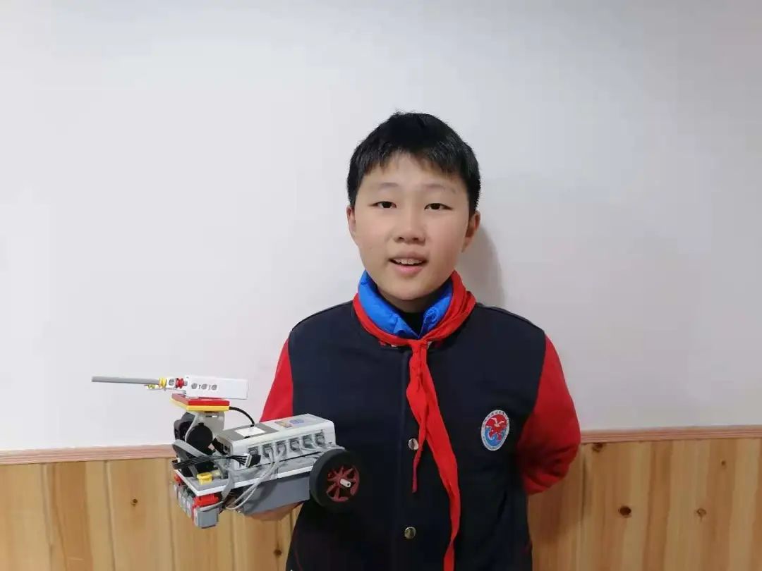 少先队员喜迎少代会争做好队员,少代会少先队员代表