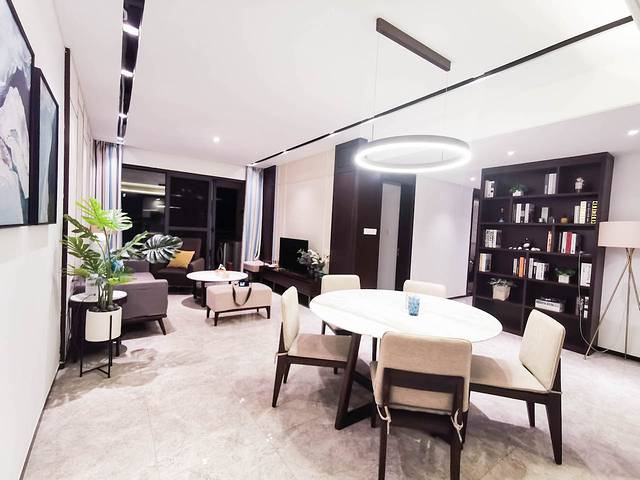 三亚海棠湾吃住攻略,三亚亚龙湾天下第一湾攻略