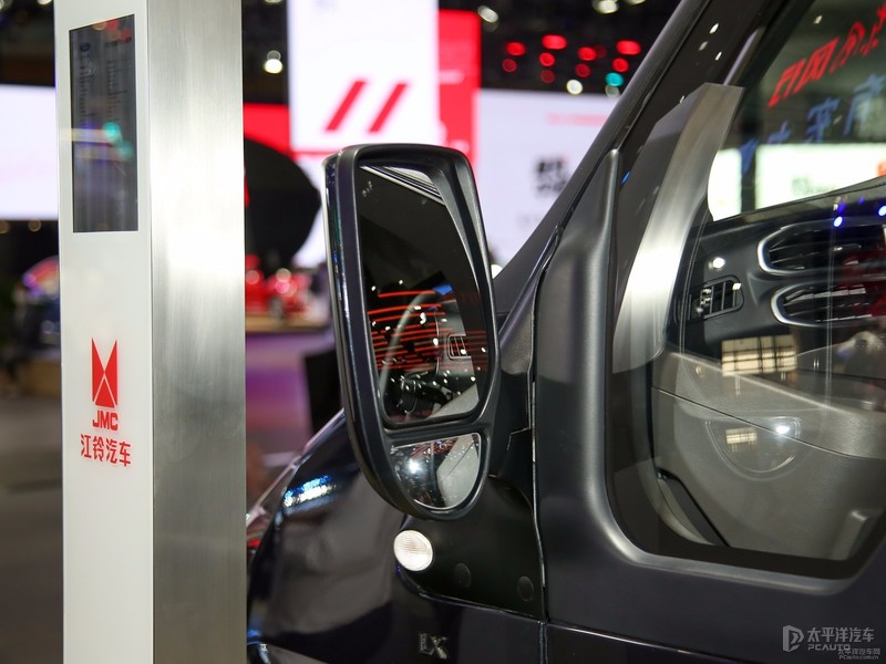 福特新世代全顺pro正式上市,福特新全顺pro落地价