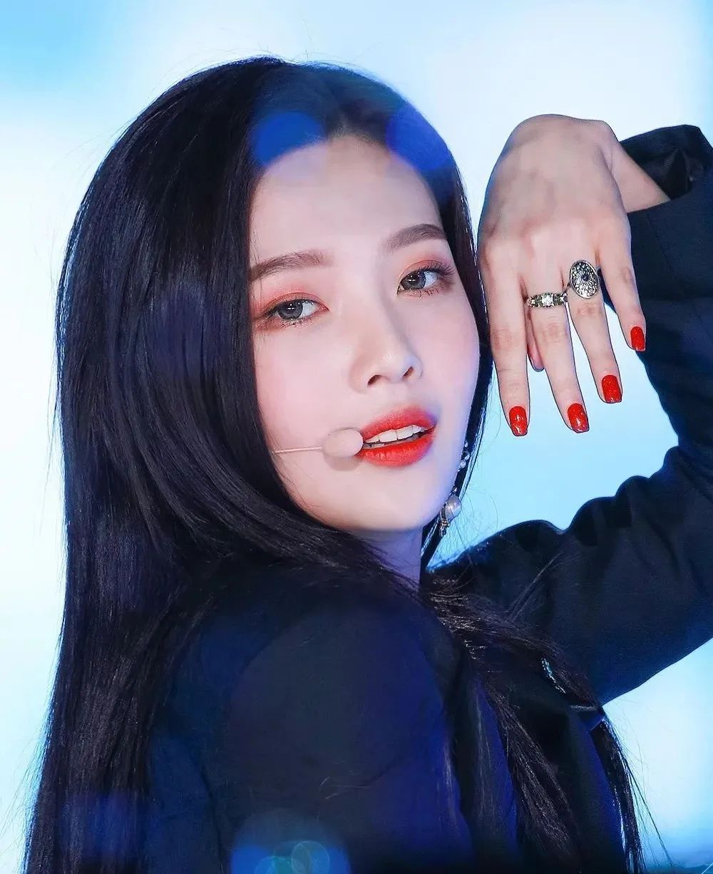 泫雅朴秀荣裴珠泫,泫雅腿围