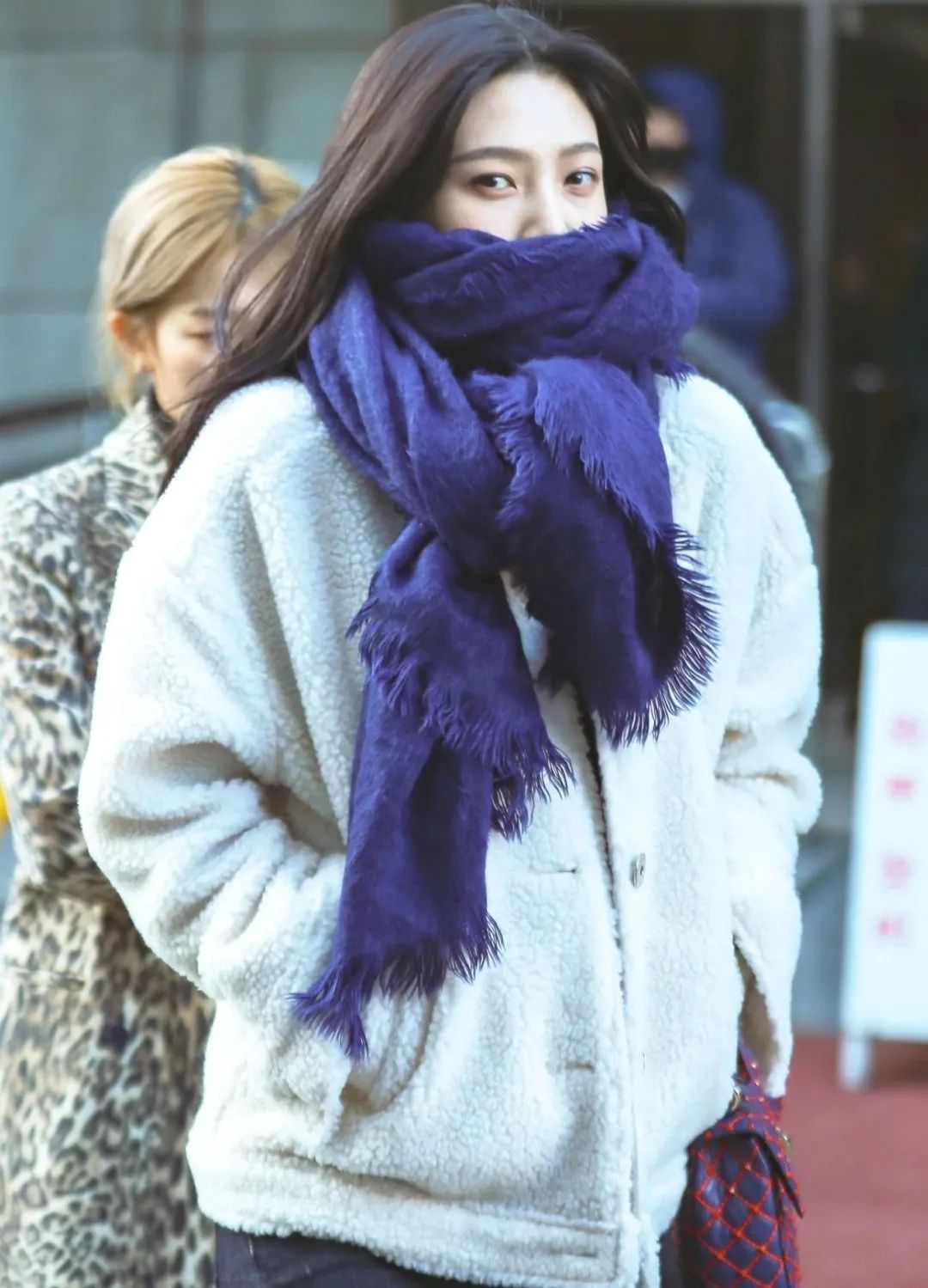 泫雅朴秀荣裴珠泫,泫雅腿围