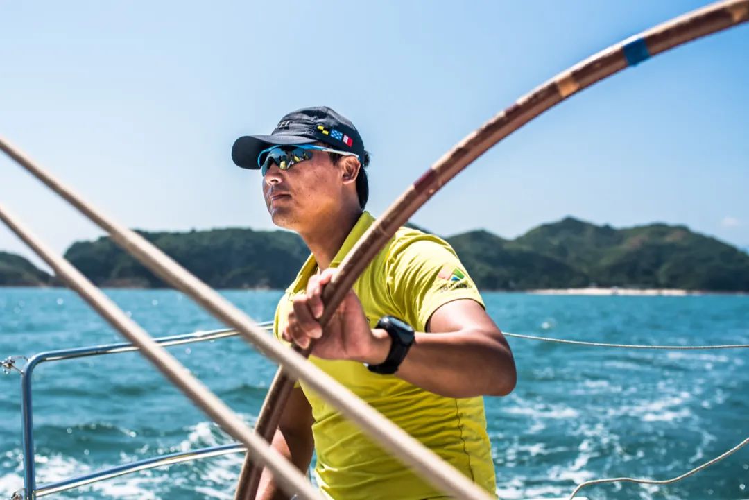 他们来了！中国最能跑离岸的那些男人们