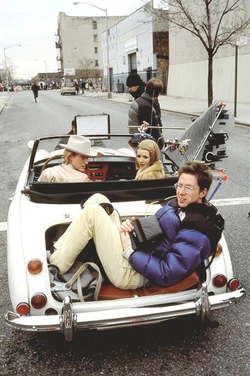 为什么满大街都是穿北面羽绒服的,北面羽绒服700和900的区别