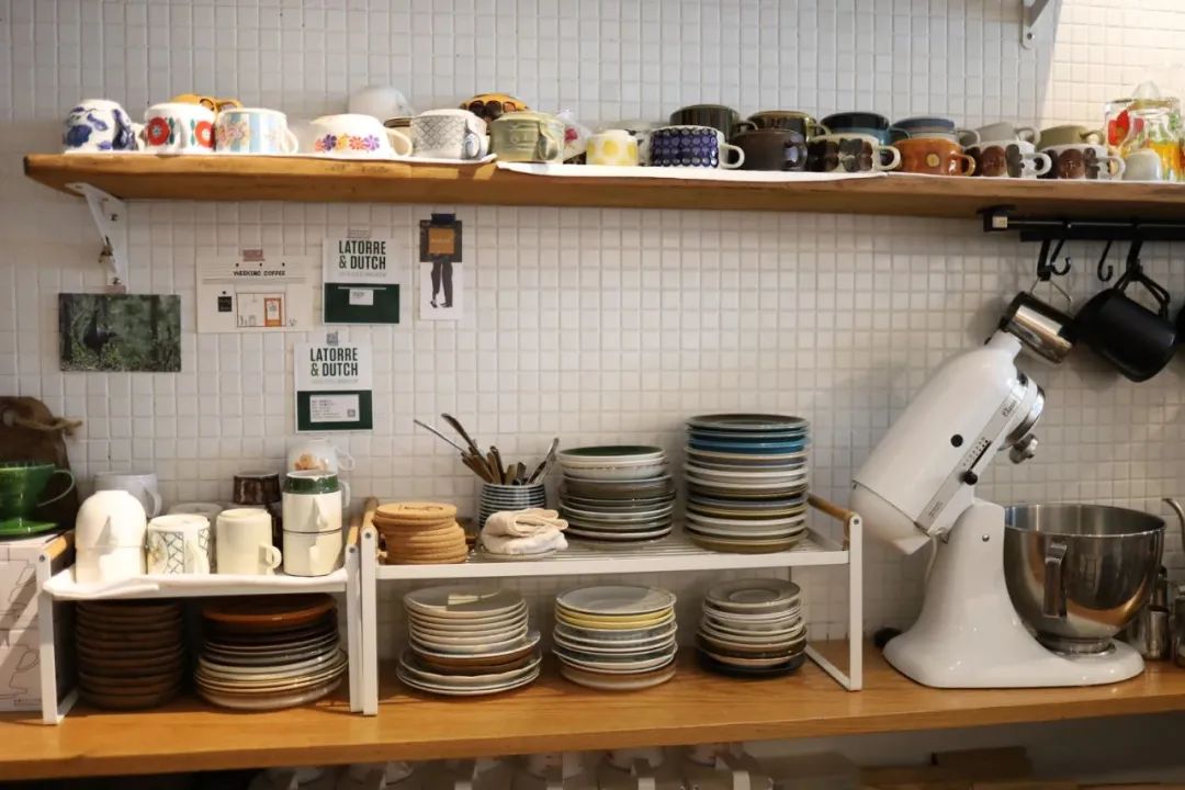 一杯coffee加“滨”，谢谢！