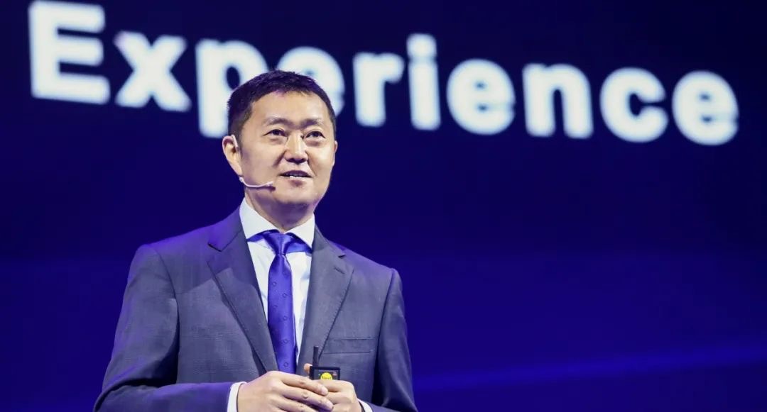 李彬左岩,李斌雷军区别