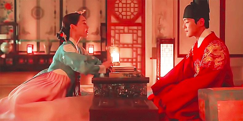 韩版《太子妃升职记》，靠表情包出圈的憨憨女主爱了