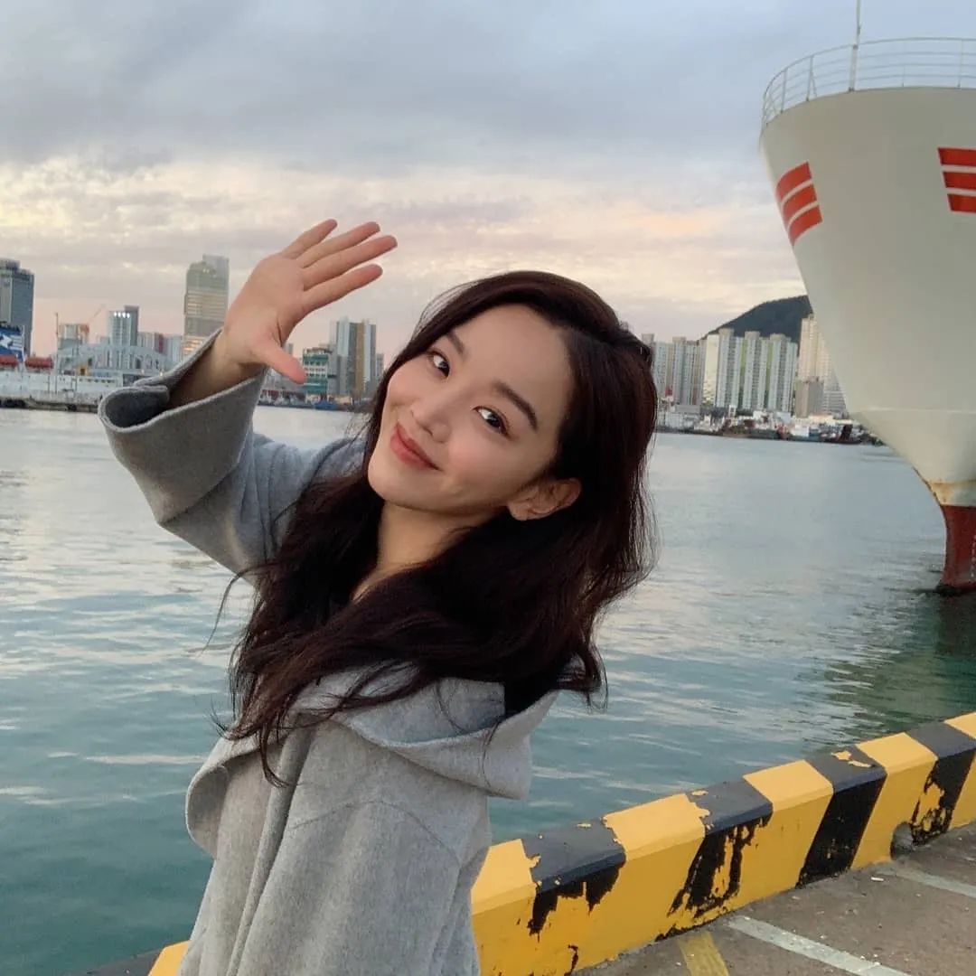 韩版《太子妃升职记》，靠表情包出圈的憨憨女主爱了