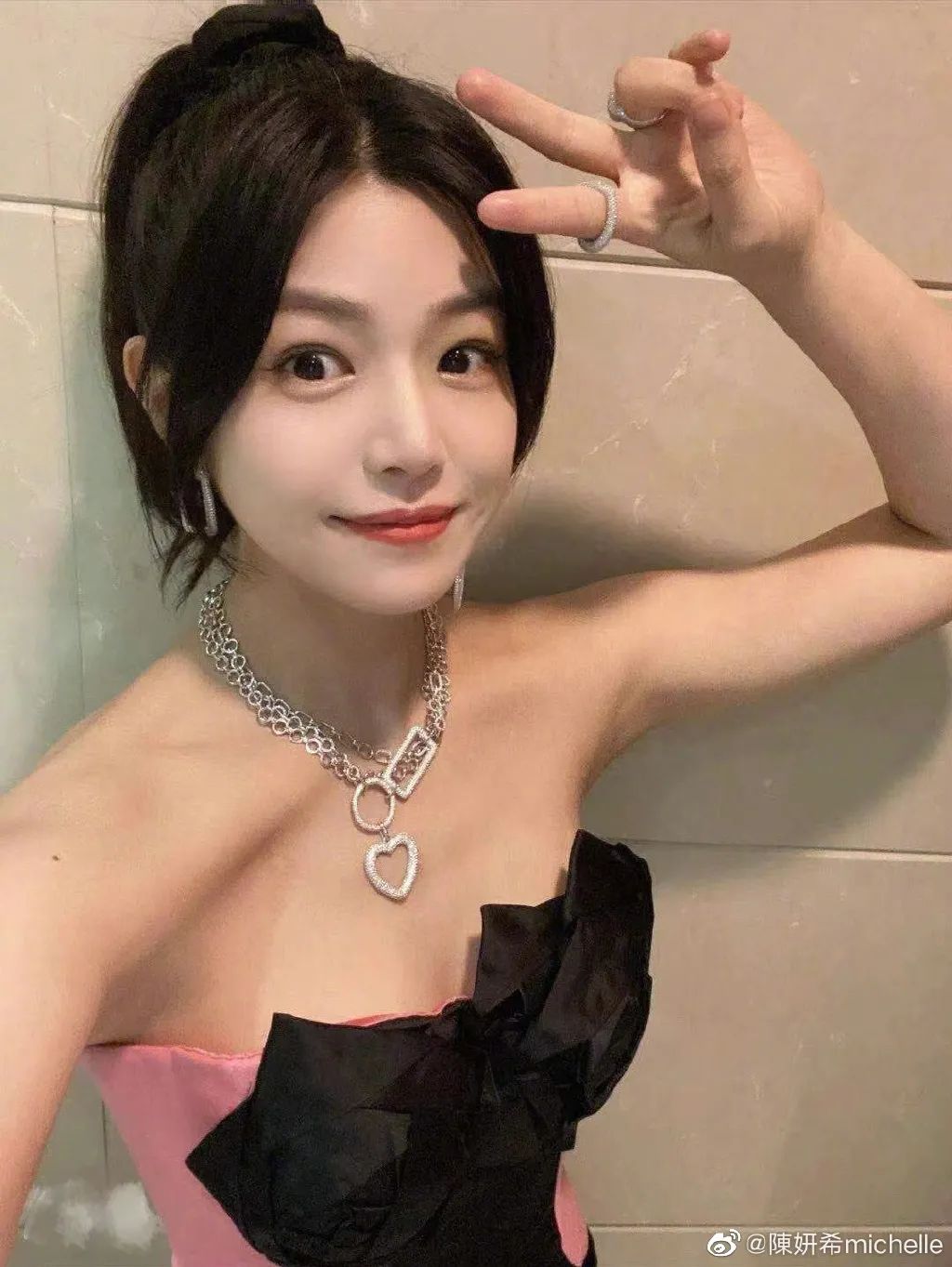 啊啊啊啊啊好胖啊！！我要减肥