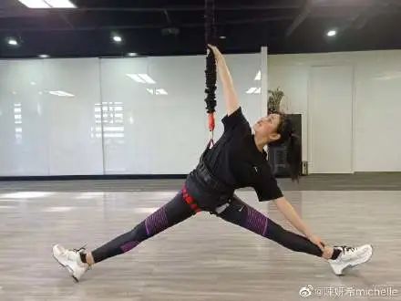 啊啊啊啊啊好胖啊！！我要减肥