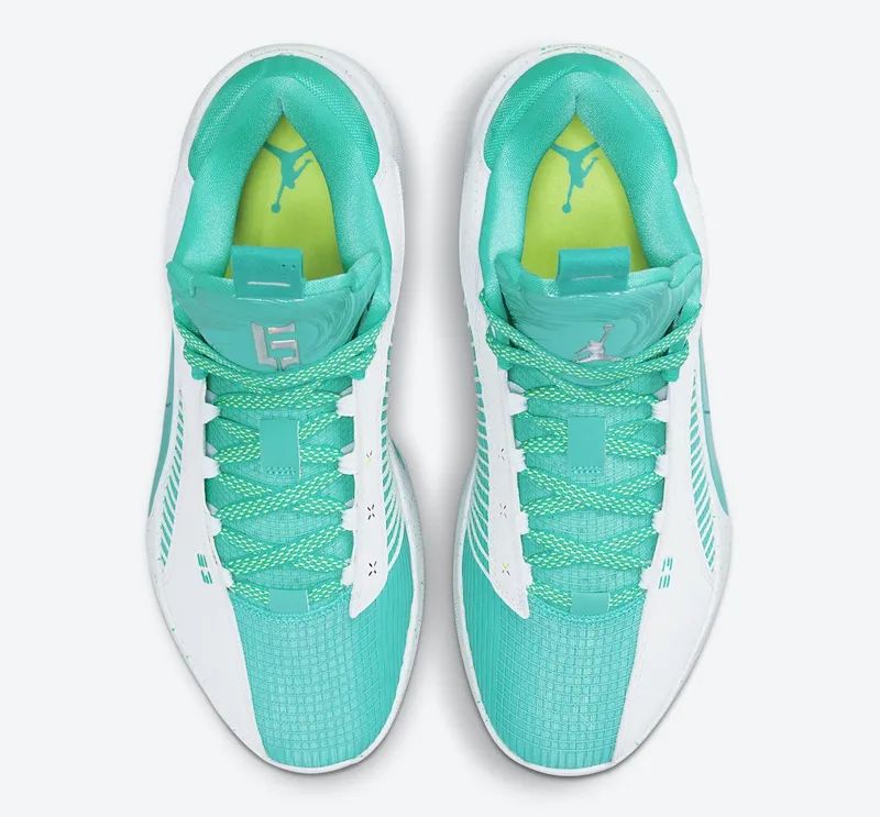 aj35low郭艾伦为什么便宜,郭艾伦aj35low海报