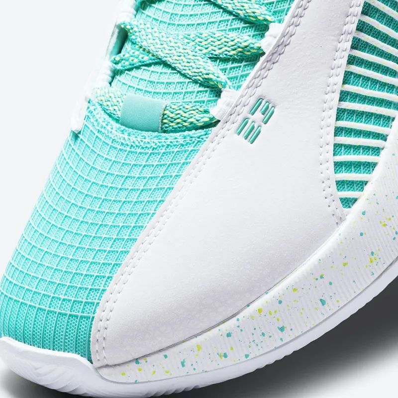 aj35low郭艾伦为什么便宜,郭艾伦aj35low海报