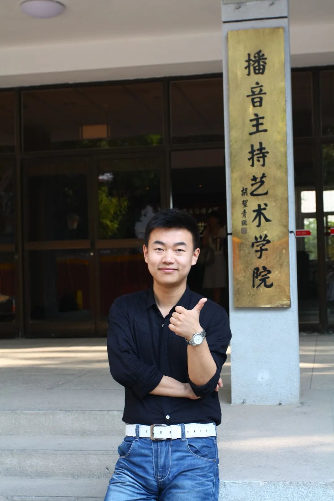 金牌驾到▏大学就开始主持婚礼的“小超人”