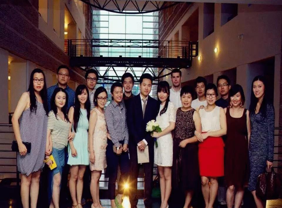 金牌驾到▏大学就开始主持婚礼的“小超人”