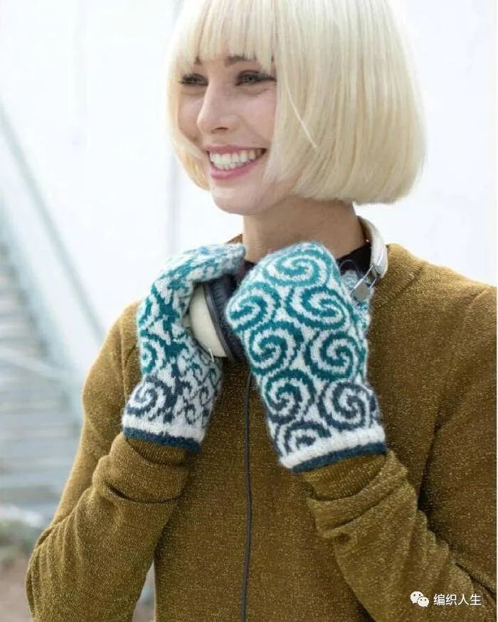 儿童毛衣图案配色和图解,从上往下织的配色毛衣图解