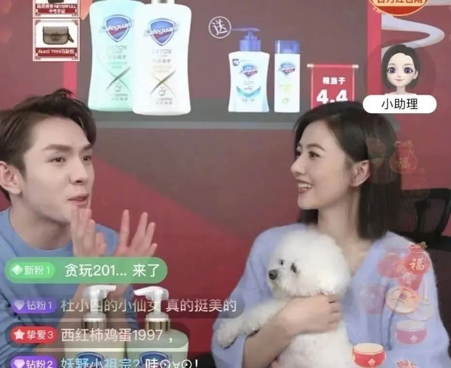 高圆圆的大气端庄堪称完美,高圆圆惊艳造型亮相上海