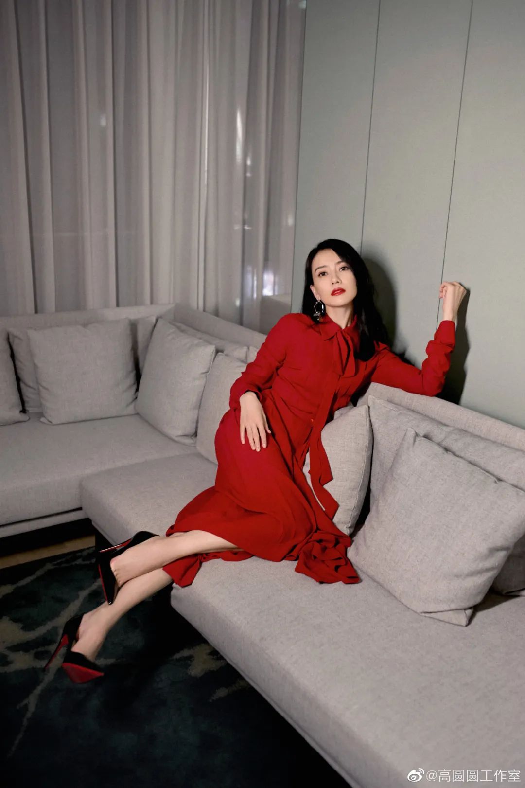 高圆圆的大气端庄堪称完美,高圆圆惊艳造型亮相上海