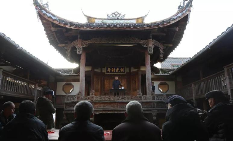 打卡好西乡！桃花胜*光春**，佳人已成双