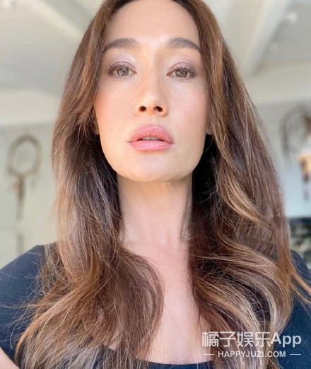 杨幂漫画腰事件慌忙道歉,杨幂挑战漫画腰道歉