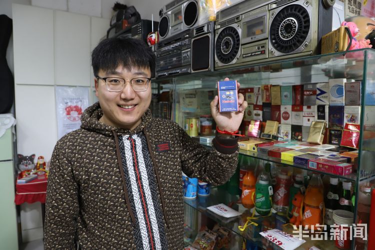 百味人生丨一箱过期方便面能卖3600！青岛小伙攒出“80后时光机”，收藏近6000件老物件