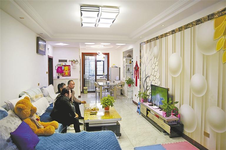 奋斗百年路启航新征程同心奔小康立下“军令状”攻坚“万元果”——长武县奋力打好果业振兴之战