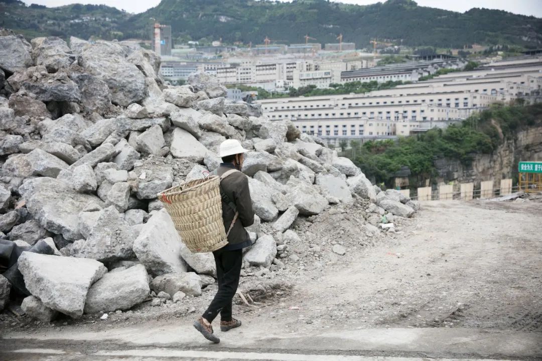 国酒茅台镇全景图片,国酒茅台镇