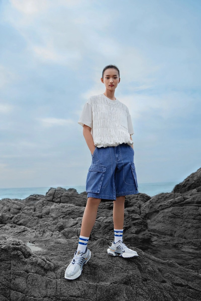 李宁肖战同款上衣,中国李宁巴黎时装周肖战同款