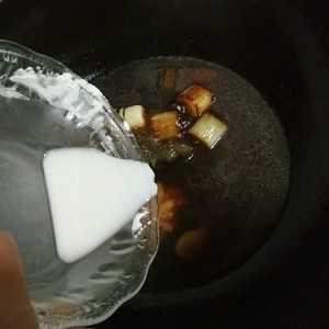 大厨葱爆海参最正宗做法,正宗葱烧海参做法