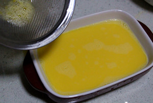 教你做海参蒸蛋,泡好的海参蒸蛋的步骤