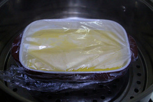 教你做海参蒸蛋,泡好的海参蒸蛋的步骤