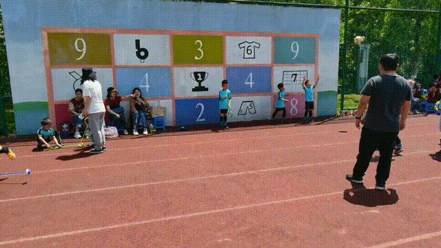 校园体育资讯｜“小脚丫大世界”，西湖区幼儿足球这样玩