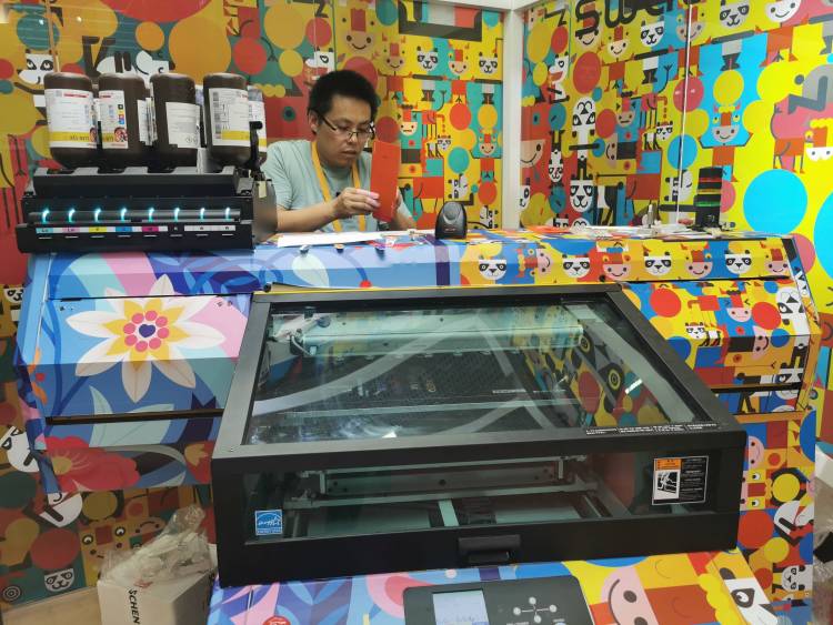 国际大牌尖货将亮相首届消博会,新品尖货消博会上首发首展