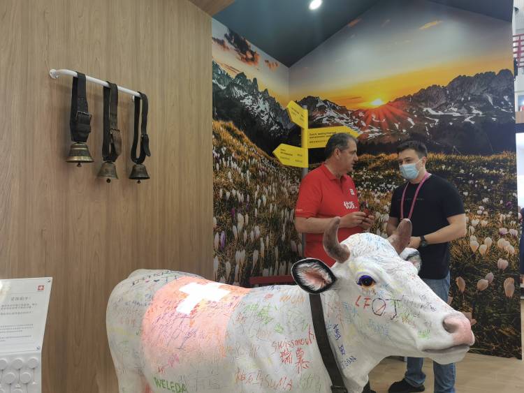 国际大牌尖货将亮相首届消博会,新品尖货消博会上首发首展