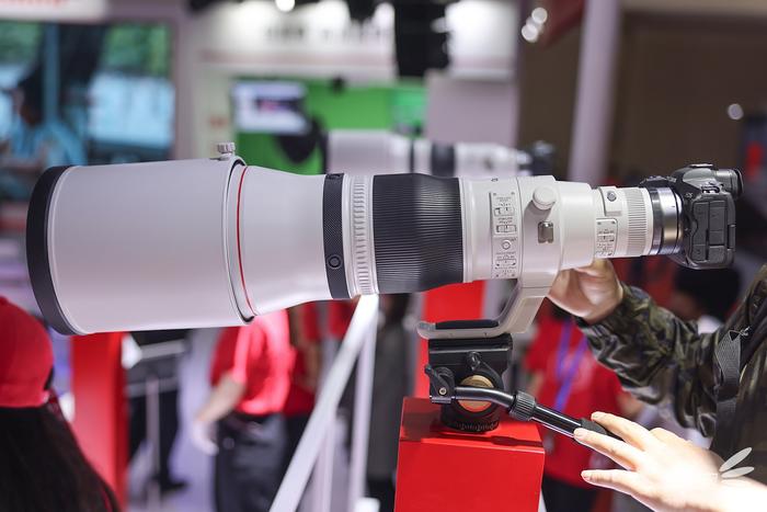 微单相机推荐2021佳能,佳能半画幅新镜头