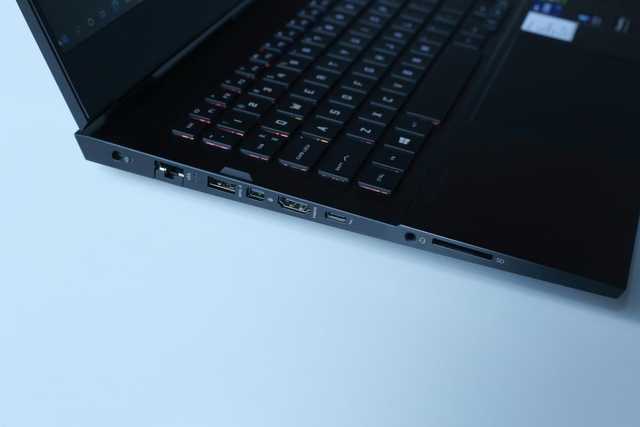 暗影精灵7对比上一代,暗影精灵7和拯救者r7000p哪个更好