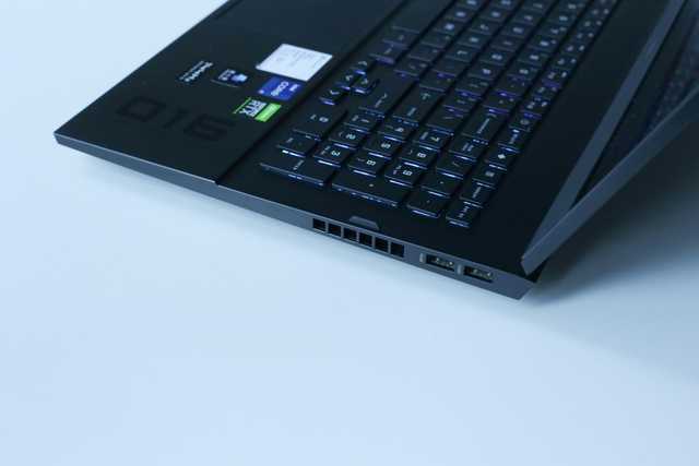 暗影精灵7对比上一代,暗影精灵7和拯救者r7000p哪个更好