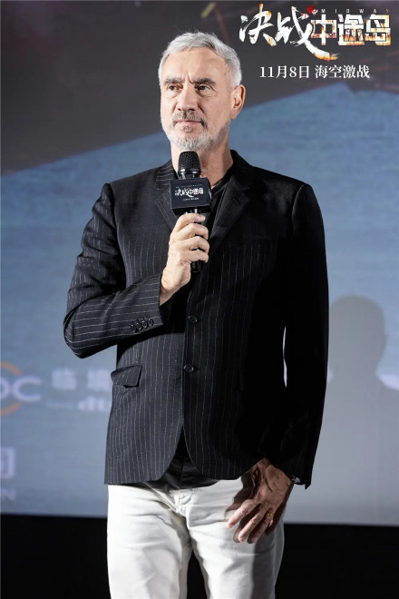 月球陨落罗兰艾默里奇,艾默里奇《月球陨落》