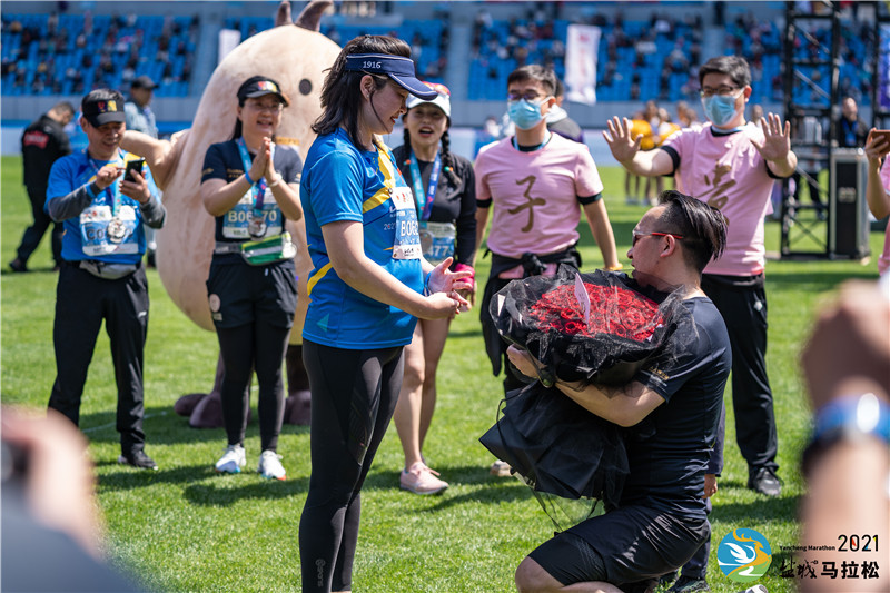 盐城跑马拉松第一名,盐城马拉松对盐城市有好处吗