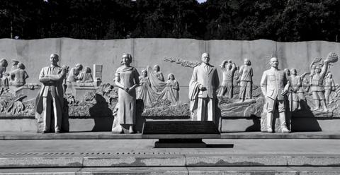 冷月无声照沧海，为了祖国统一大业，他们视死如归