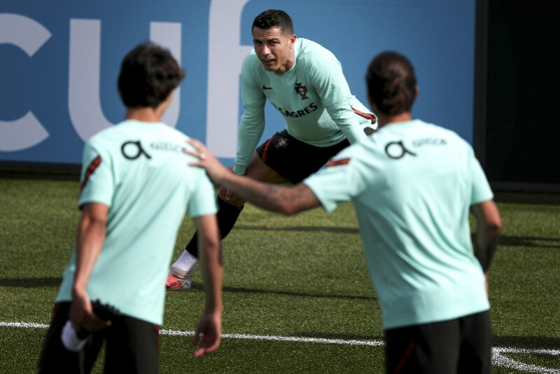 今晚嗨起来！2020年欧洲杯12日凌晨3点开打，球迷的节日来了