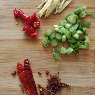 羊排寸排烧胡萝卜,胡萝卜烧羊排做法