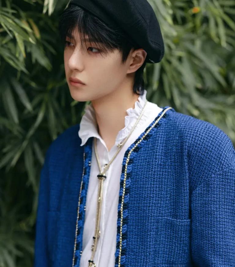 娱乐圈女装大佬,娱乐圈的女大佬